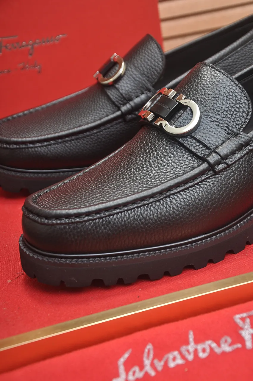 Men's Men's Shoes💰560💶[[HERMES]] (High-end Niuli) New 🍀 HERMES - top version of Ferragamo's classic casual leather shoes! Made of imported original cowhide, the inner top layer is comfortable cowhide lining! Original wear-resistant rubber outsole! High quality products! Code number 38-45 (45 customized)